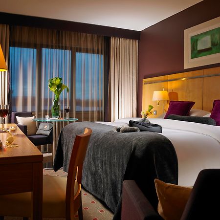 Clayton Hotel Liffey Valley Клондалкин Екстериор снимка