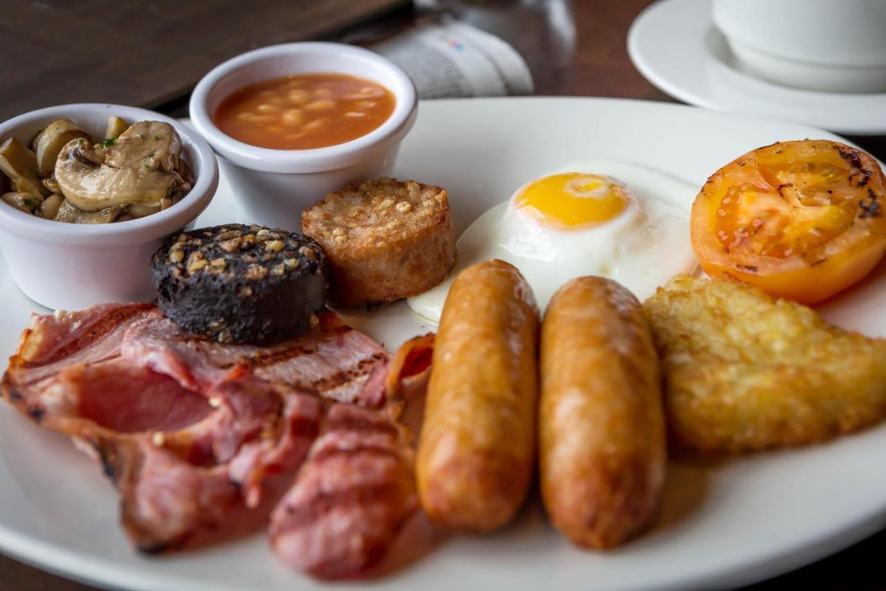 Clayton Hotel Liffey Valley Клондалкин Екстериор снимка