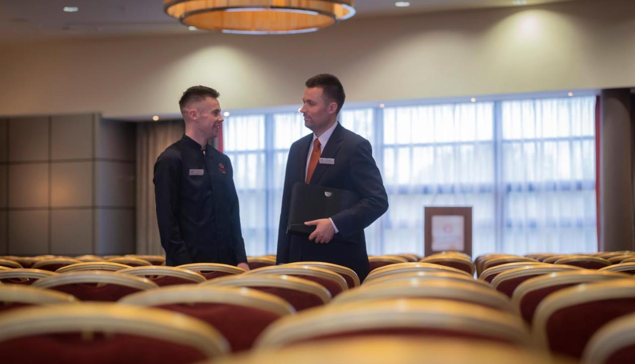 Clayton Hotel Liffey Valley Клондалкин Екстериор снимка
