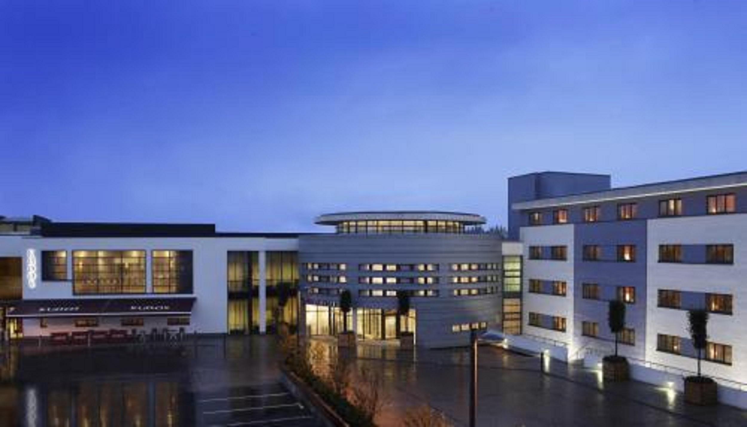 Clayton Hotel Liffey Valley Клондалкин Екстериор снимка