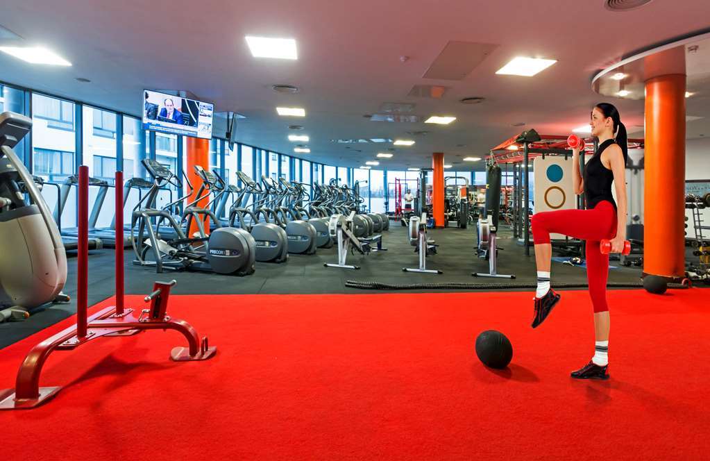 Clayton Hotel Liffey Valley Клондалкин Екстериор снимка