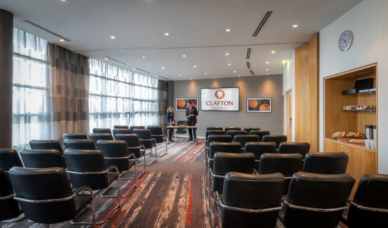 Clayton Hotel Liffey Valley Клондалкин Екстериор снимка